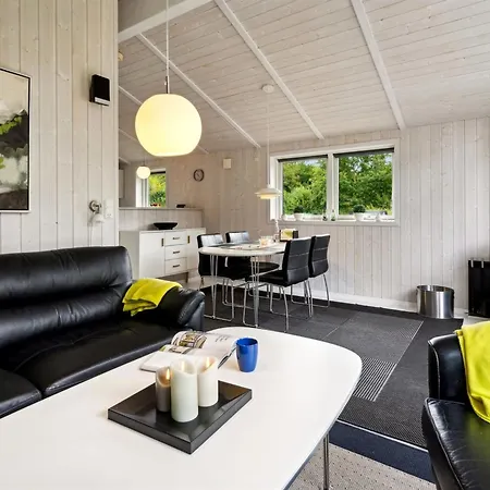 Tayana - 700m From The Sea By Interhome *