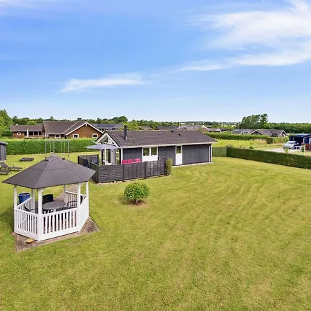 Tayana - 700m From The Sea By Interhome Holiday home